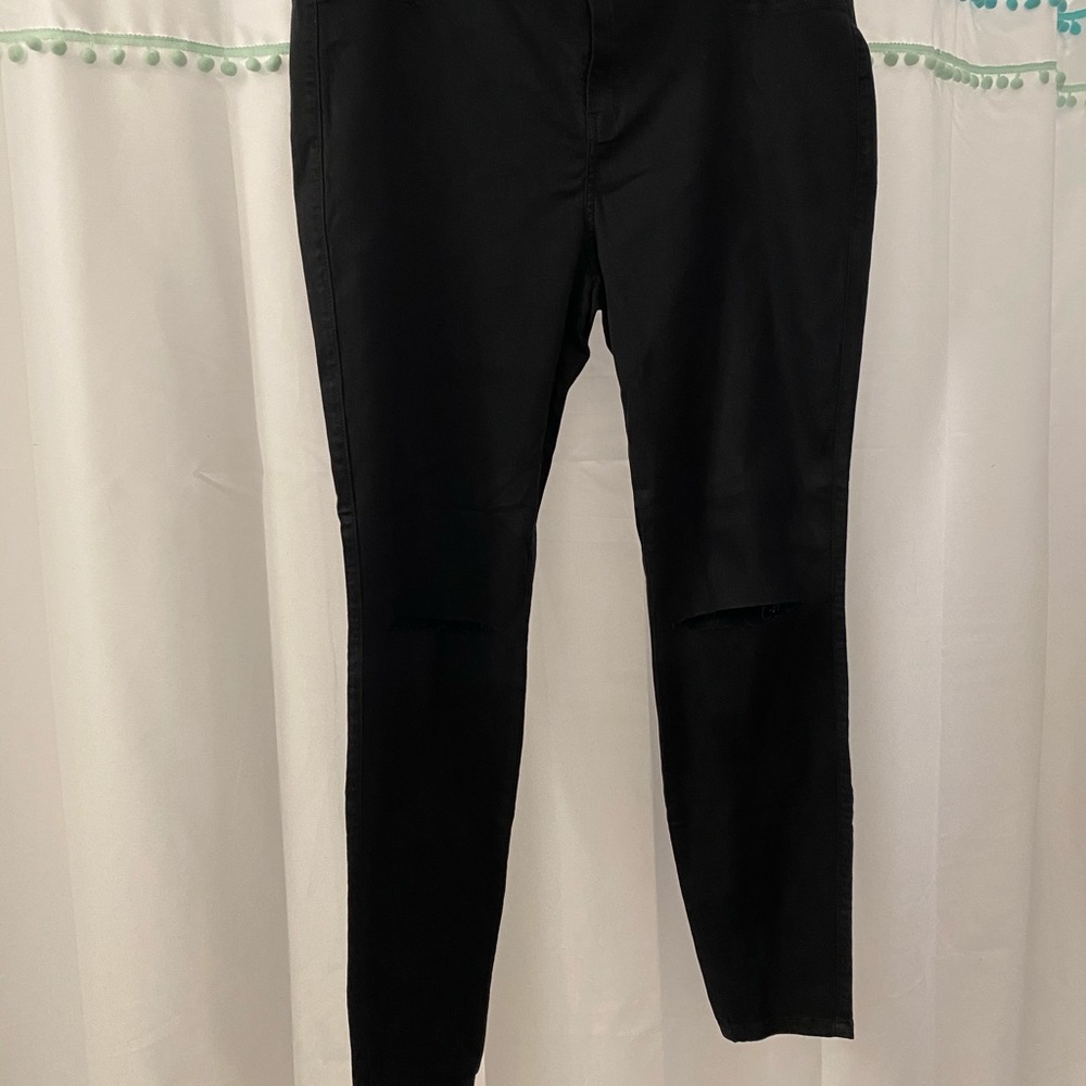 Black Fashion Nova Jeans